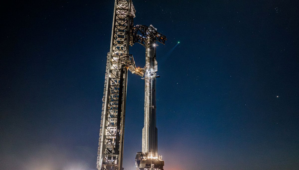 Ay'a insan götürecek: Starship roketi altıncı kez test ediliyor