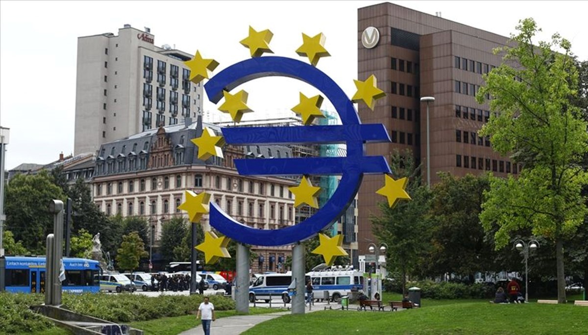 Avrupa Merkezi Bankası, yeni ödeme sistemine geçişi erteledi