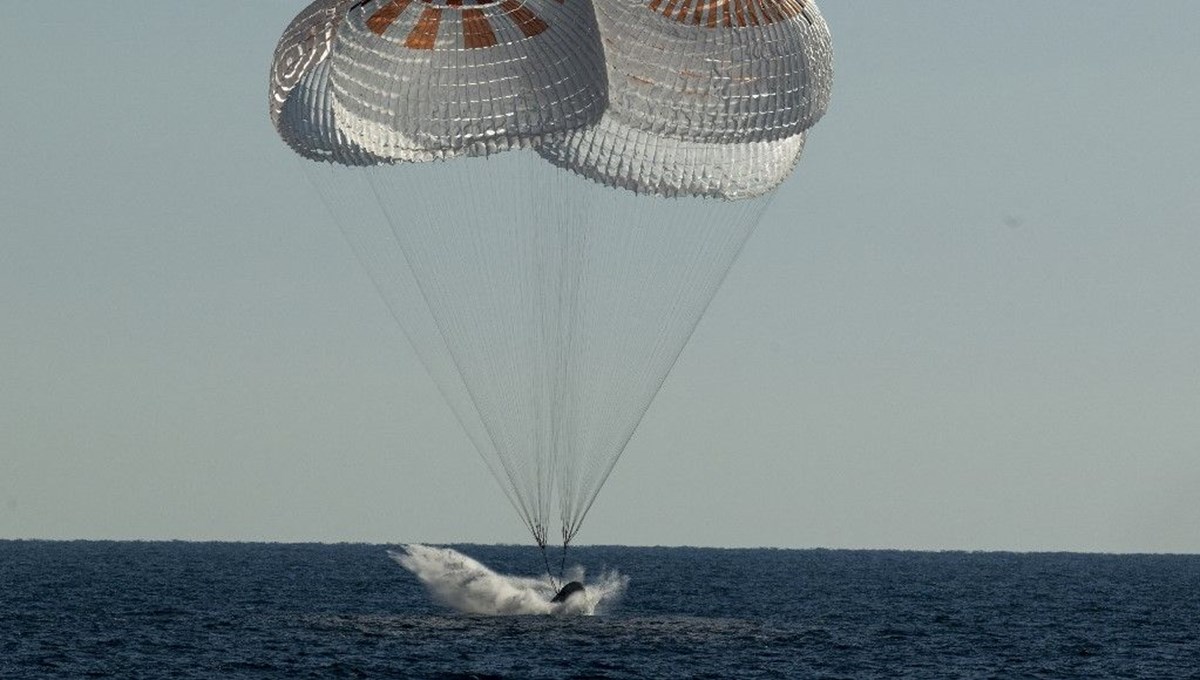 NASA'nın Crew-4 mürettebatı 6 aylık görevin ardından dünyaya döndü