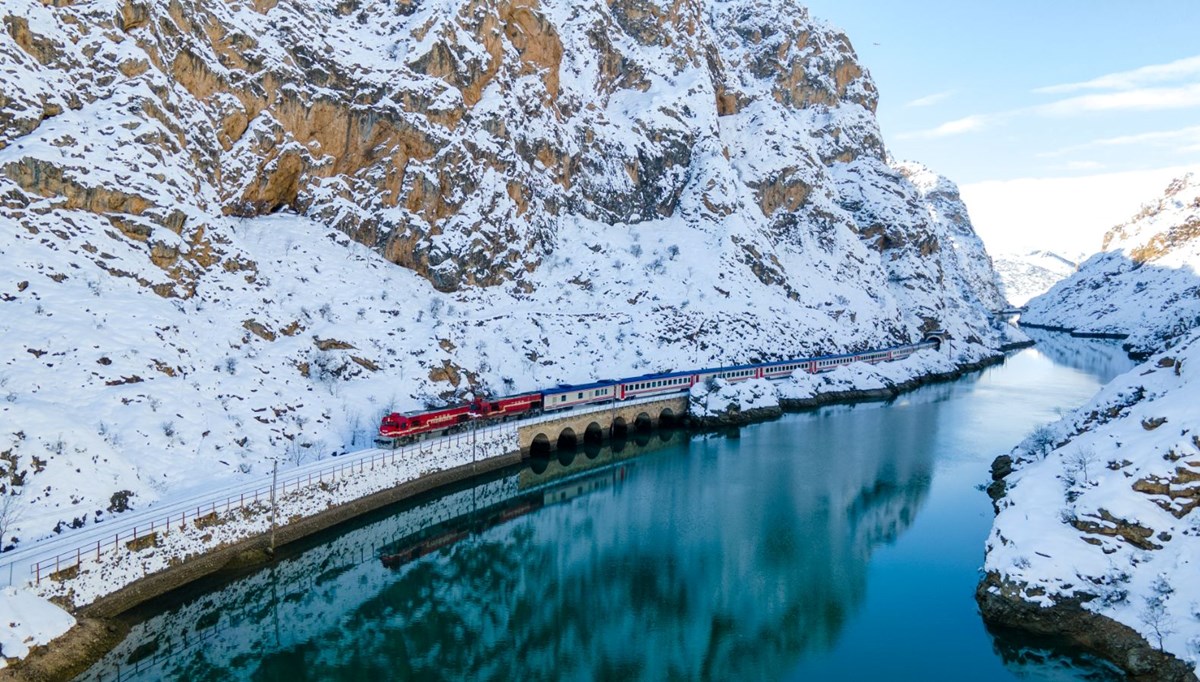 Turistik Doğu Ekspresi yeni sezon seferlerine başladı