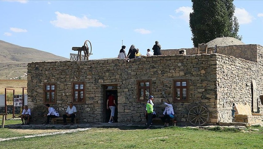 Bayburt'un uluslararası ödüllü müzeleri çok sayıda ziyaretçi ağırladı