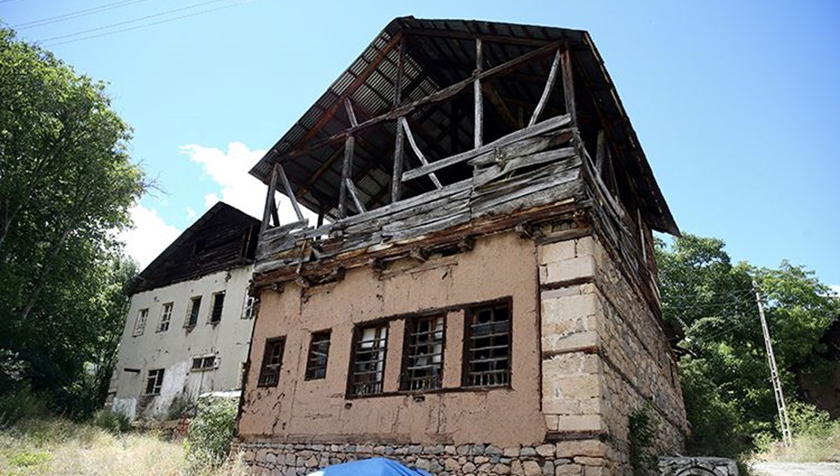 Giresun'un Tamzara Mahallesi ziyaretçilerini geçmişe yolculuğa çıkarıyor