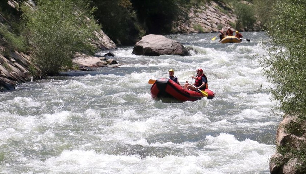 Uzundere adrenalin tutkunlarını bekliyor