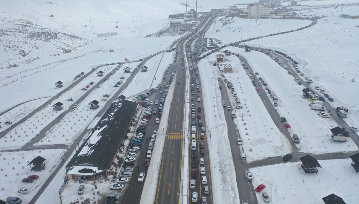 Erciyes Kayak Merkezi hafta sonu 123 bin kişiyi ağırladı