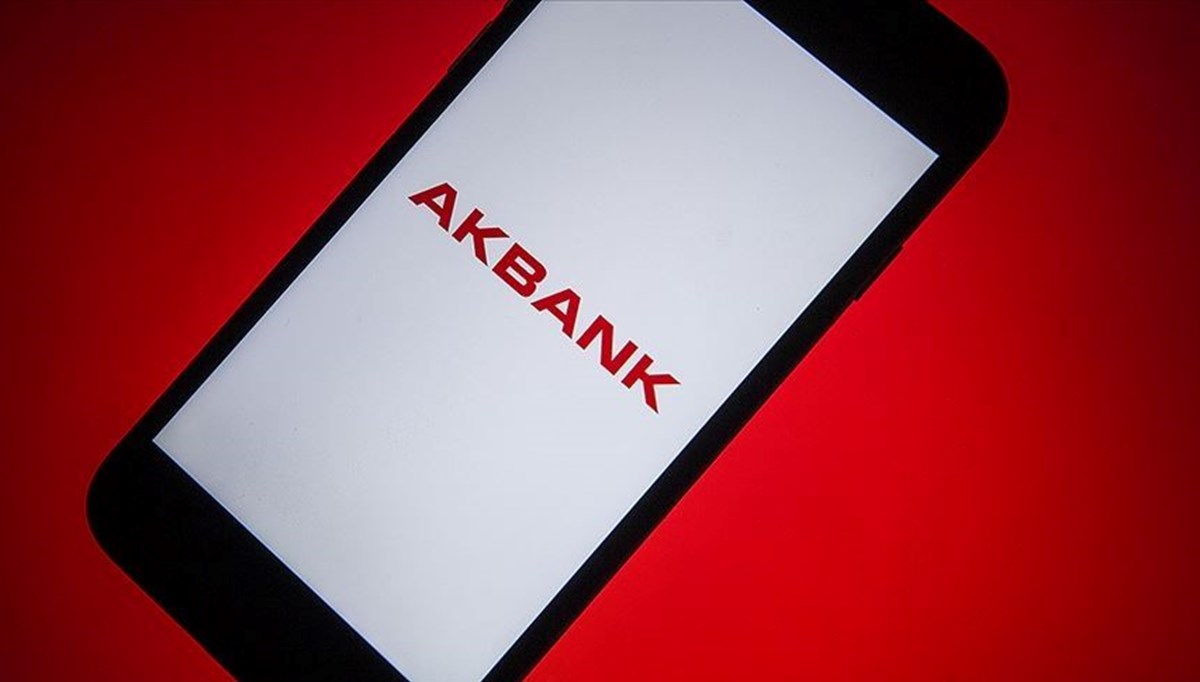 Akbank'tan 'Kredi kartlarında mükerrer işlem' açıklaması (Akbank uygulaması çöktü mü, sorun ne?)