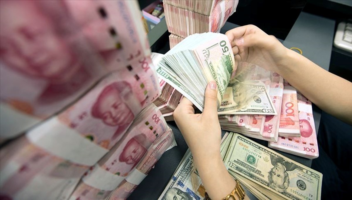 Yuan, dolar karşısında tarihi düşüş yaşadı