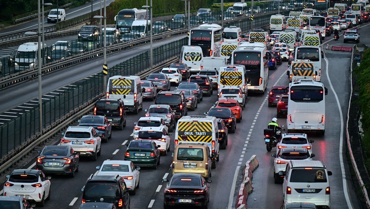 Trafiğe 212 bin 451 taşıtın kaydı yapıldı