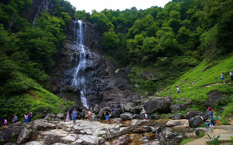 Mençuna Şelalesi -  Artvin