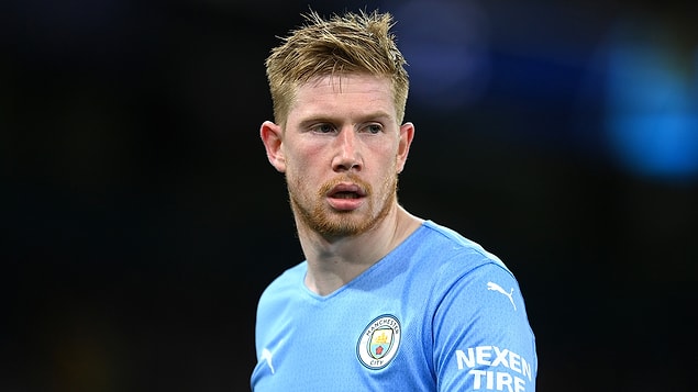 En çok kazanan ilk 10 oyuncu listesinin 10. sırasında ise 29 milyon dolarlık kazancıyla Manchester City'nin beyni Kevin De Bruyne var.