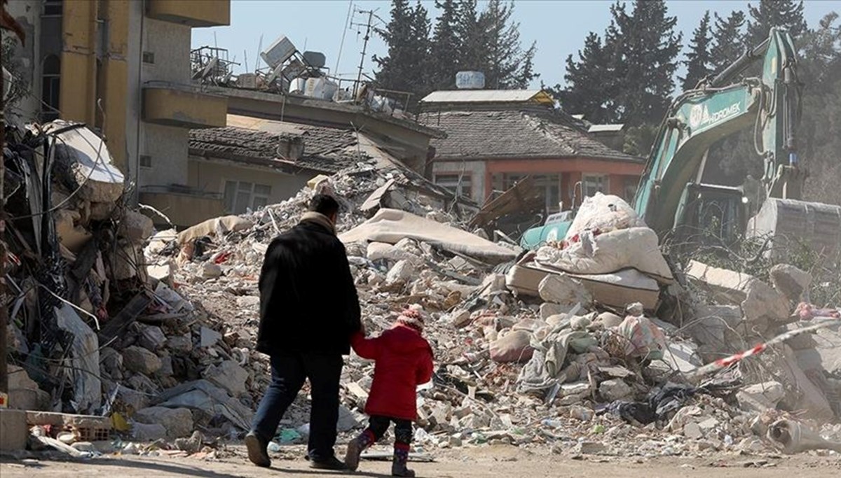 Depremzedeler en çok fırsatçılardan şikayetçi