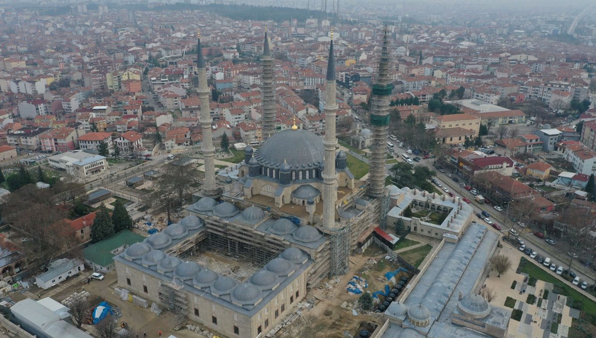 Restorasyondaki Selimiye Camii geçen yıl çok sayıda ziyaretçi çekti