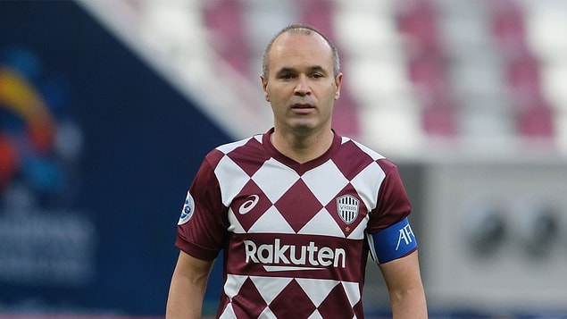 Japonya'da Vissel Kobe forması giyen 38 yaşındaki Andrés Iniesta, 30 milyon dolarla 9. sırada.