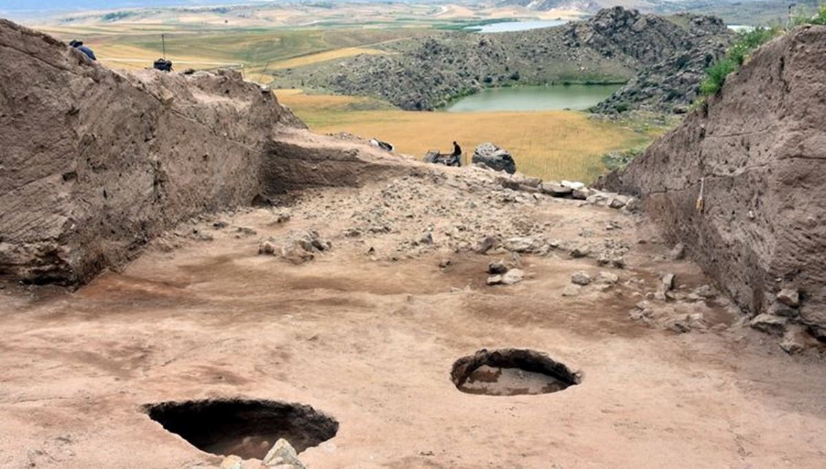 İç Anadolu'daki medeniyetlerin izleri kazılarla gün yüzüne çıkarılıyor