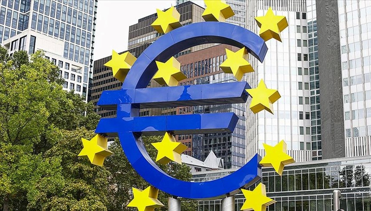 Euro Bölgesi ekonomisi yüzde 0,2 büyüdü