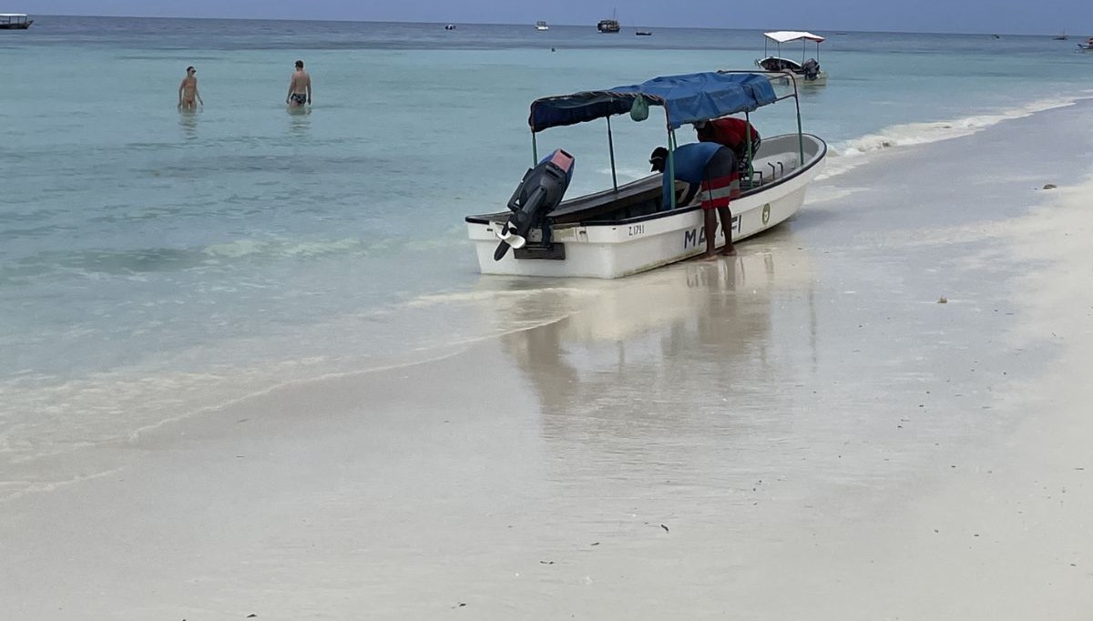 Sahilleriyle ünlü Zanzibar tropik çiftlikleriyle de adaya binlerce turist çekiyor