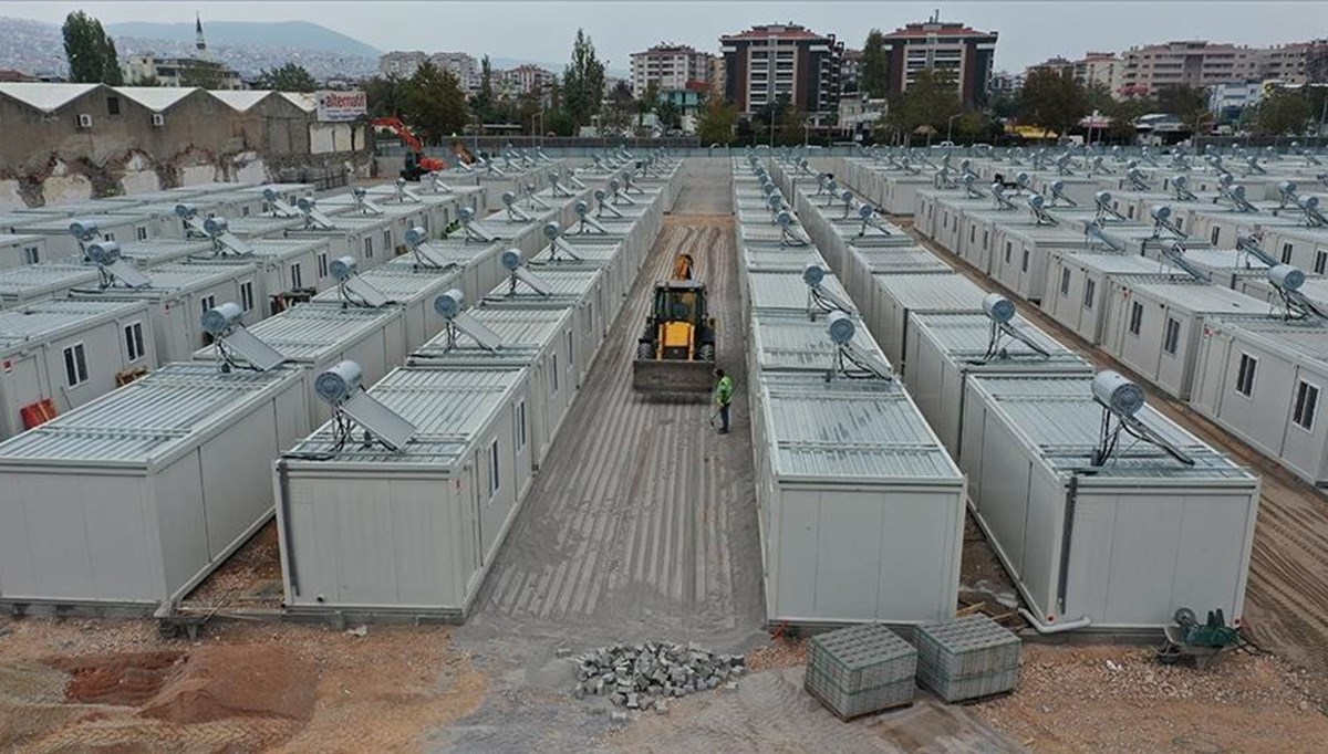 Deprem bölgesi için yeni kararlar Resmi Gazete'de yayımlandı: Tüm prefabrik ve konteynerlerde KDV yüzde 1 oldu