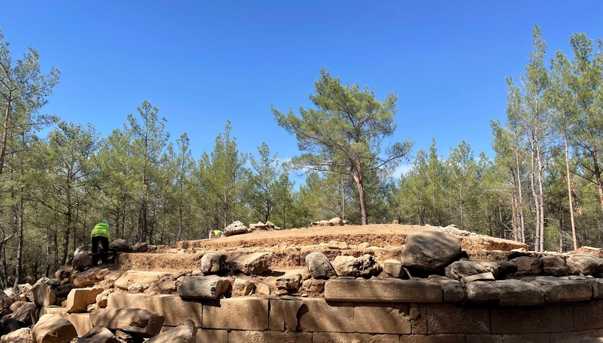 Hyllarima Antik Kenti'ndeki tiyatro ve tümülüs turizme kazandırıldı