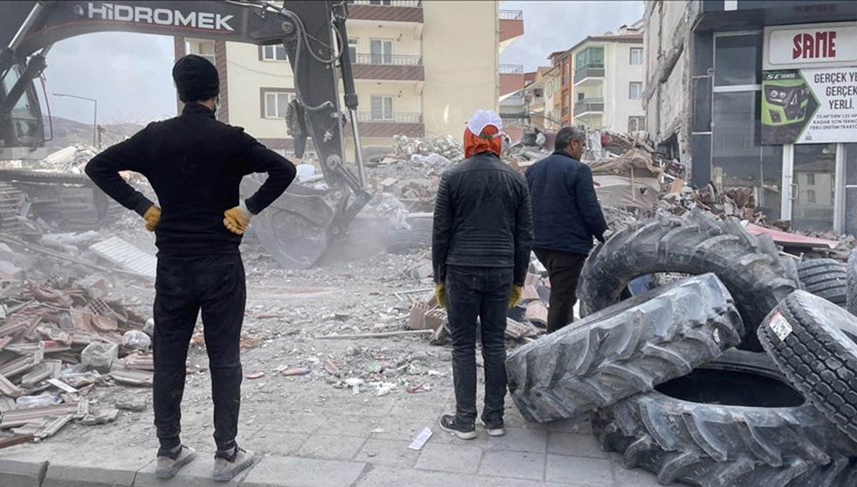 ILO: Depremde 150 binden fazla işyeri yıkıldı