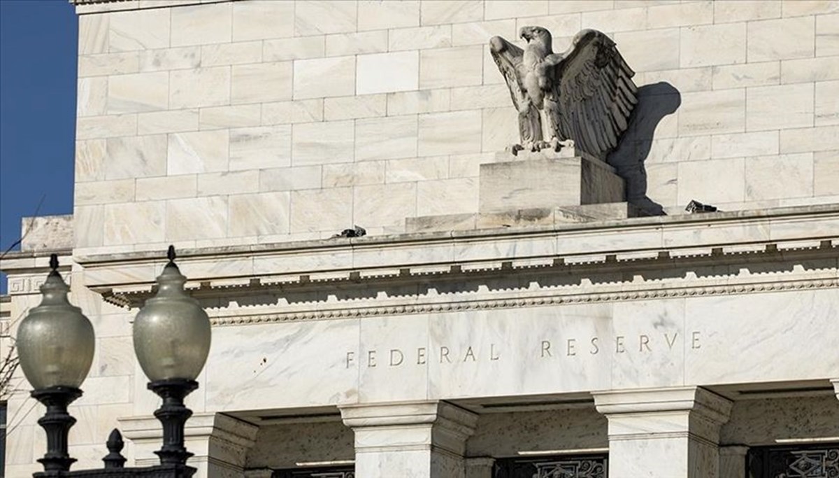 Fed, piyasadaki belirsizliklere çare olamadı