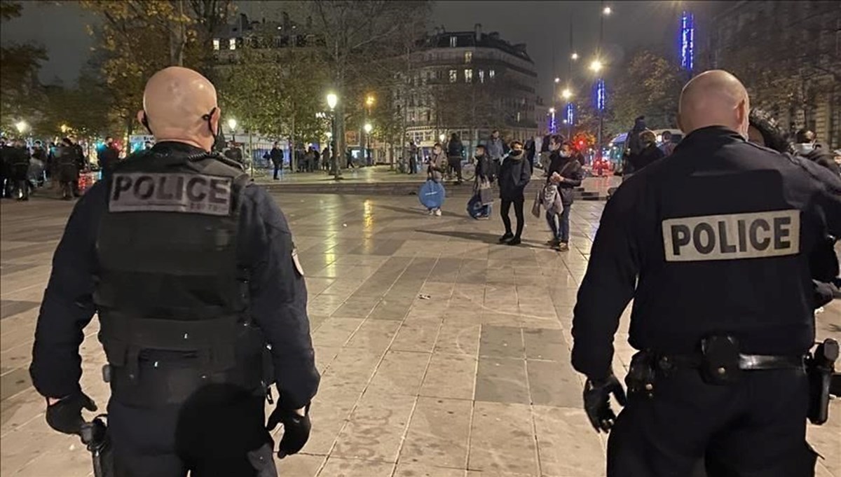 Paris'te 5 bankanın genel merkezinde arama