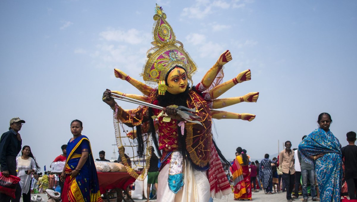 Hindistan'da Ashoka Ashtami Festivali kutlamaları yapıldı