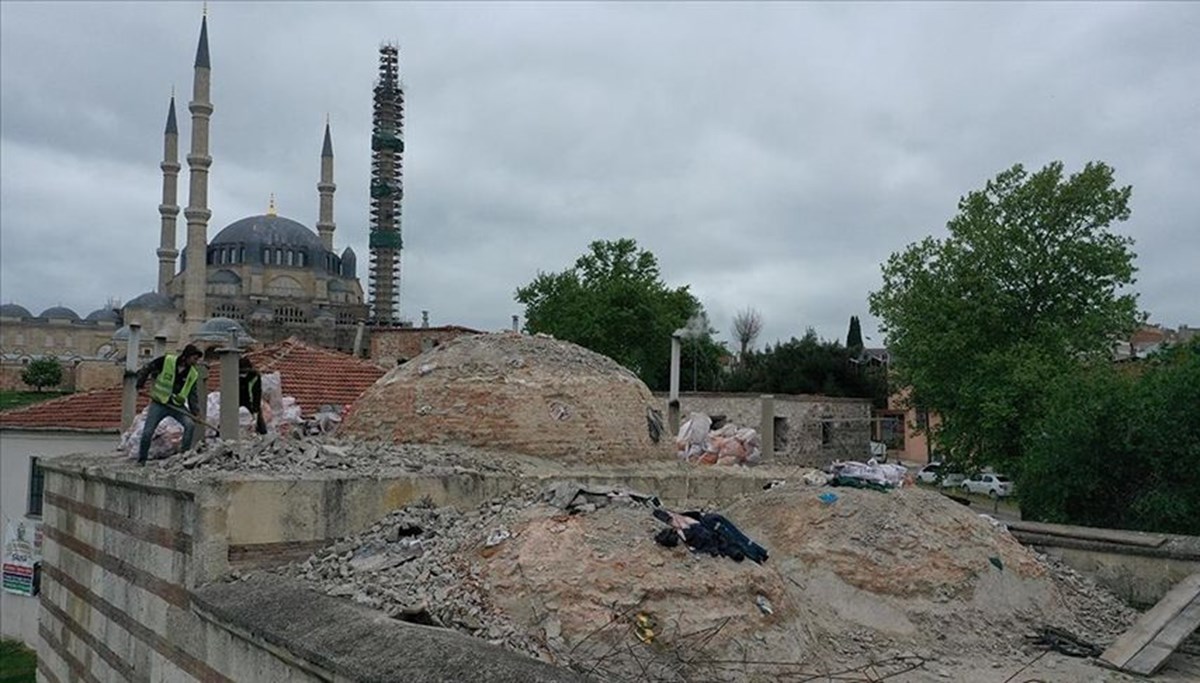 Mezitbey Hamamı'nın restorasyonu sürüyor