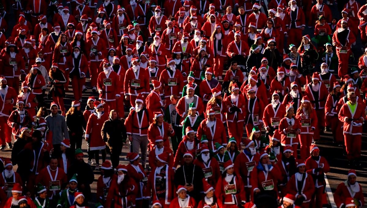 Madrid'de Noel Baba koşusu