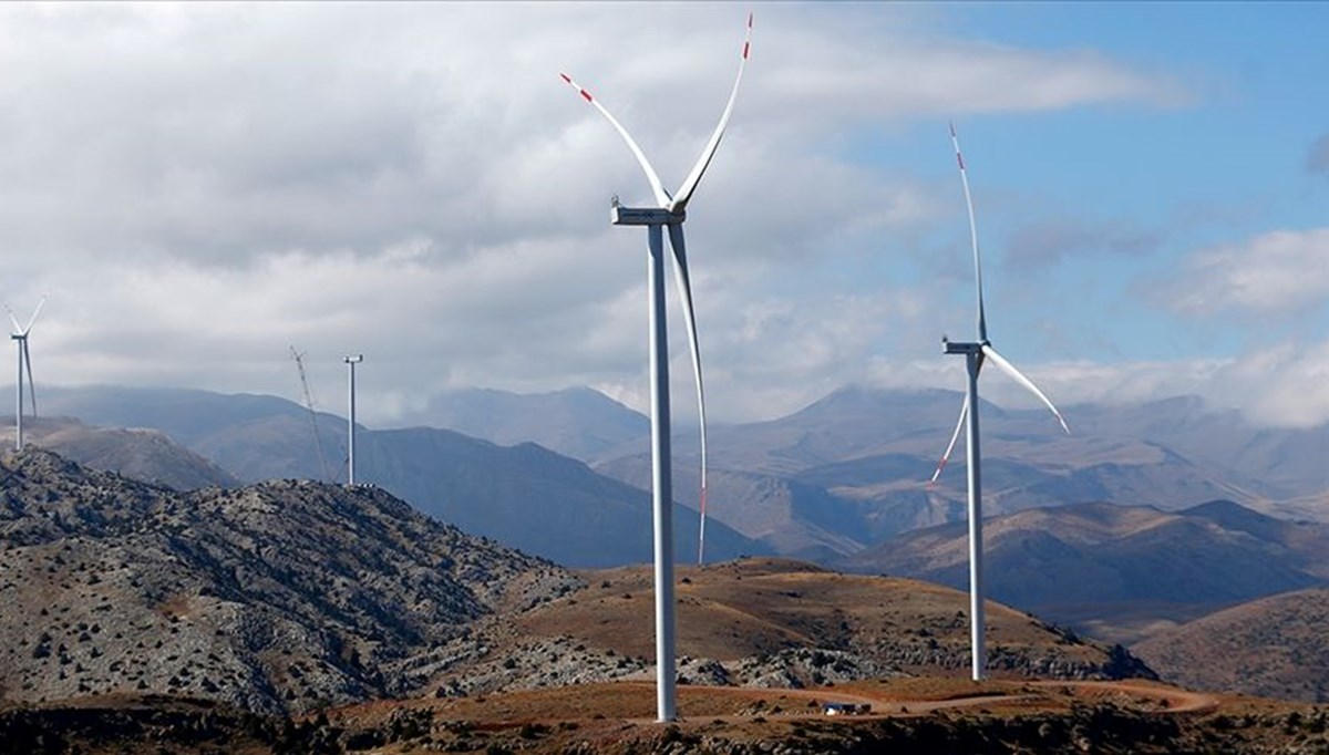 Depolamalı rüzgar ve güneş enerjisi yatırımlarına rekor başvuru