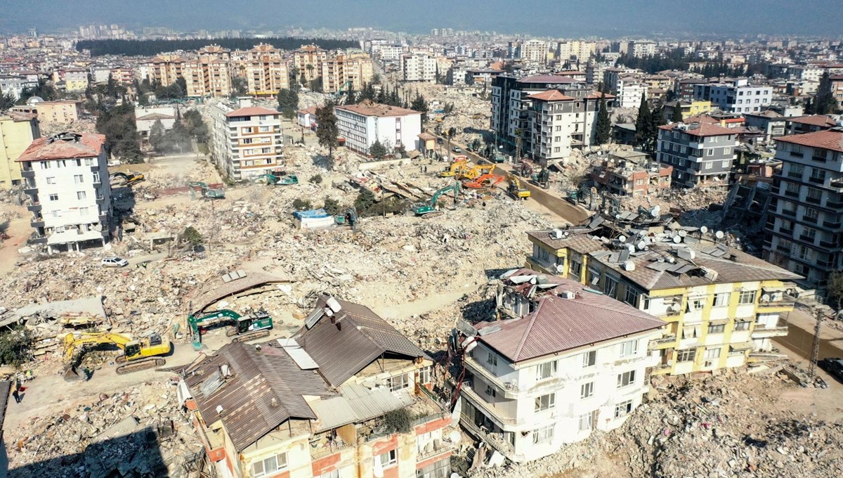 Deprem bölgesinde işten çıkarma yasağı