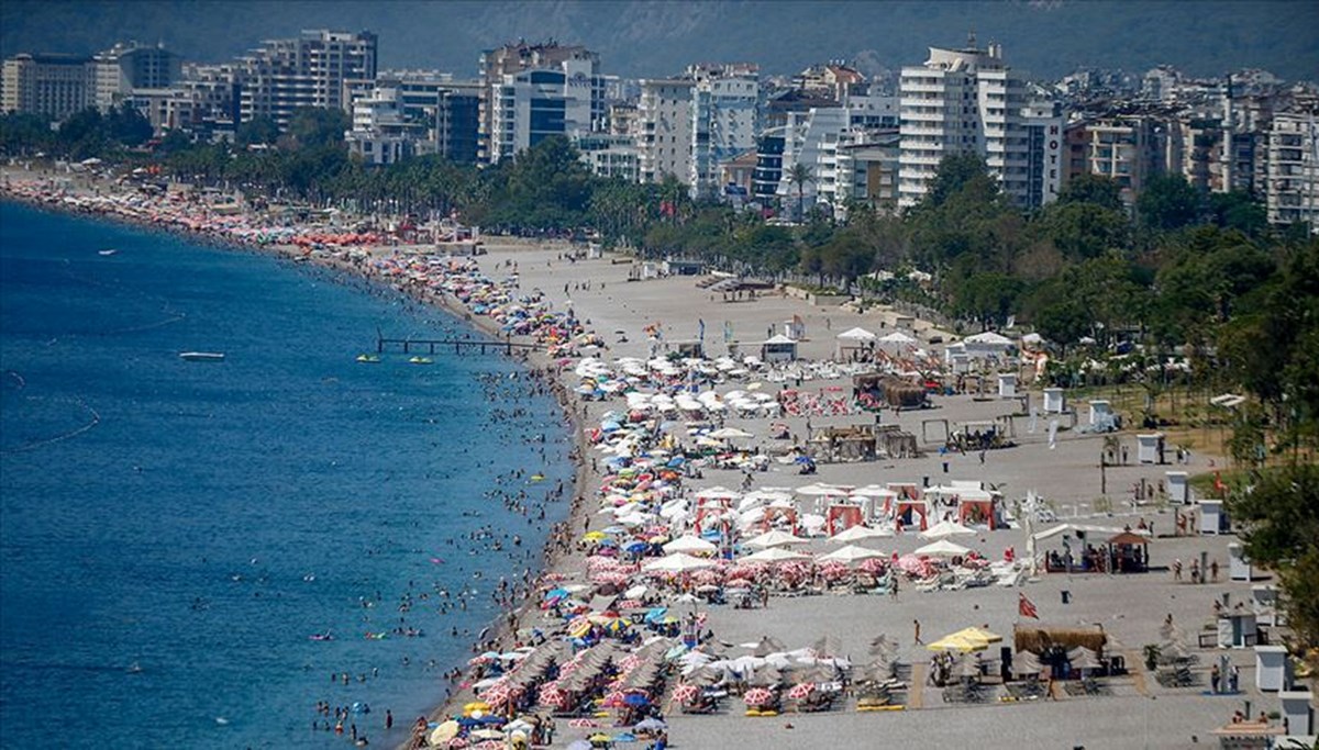 Antalya'yı ekim ayında 1,7 milyon turist ziyaret etti