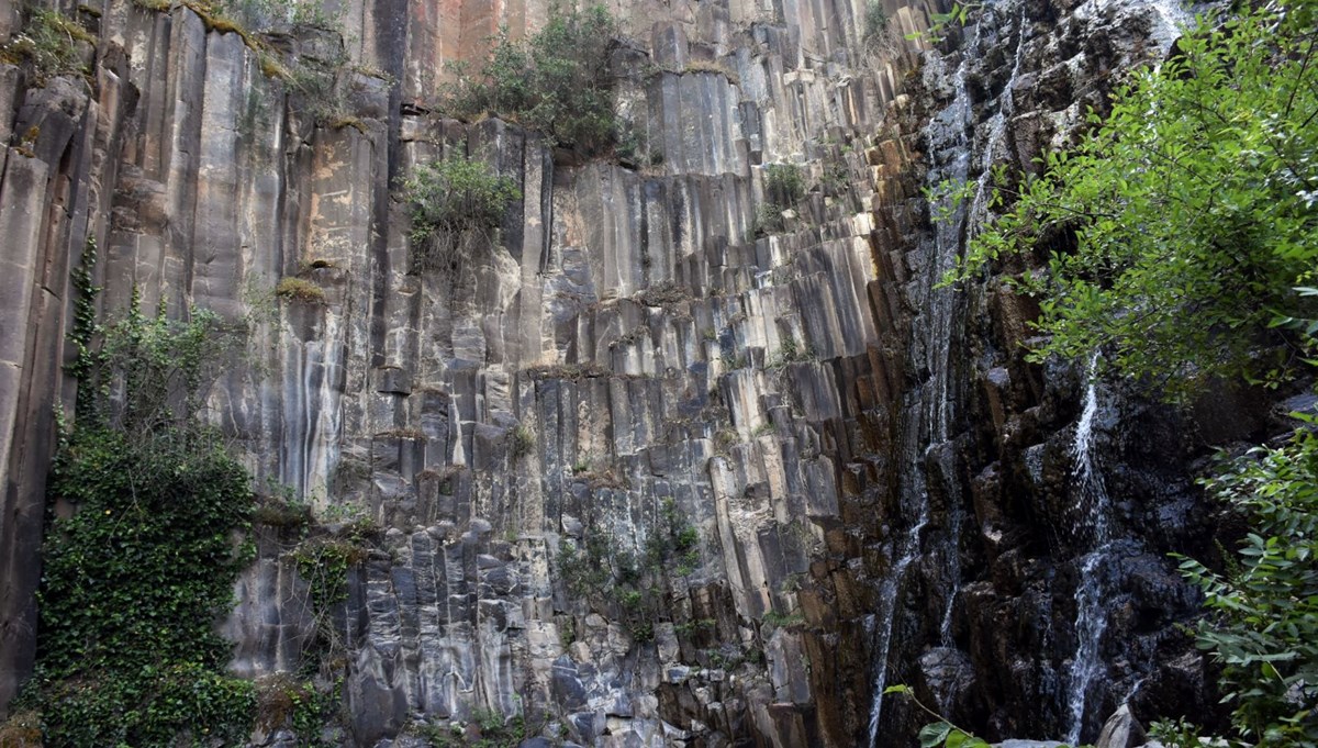 Sinop'taki bazalt kayalıklar turizme kazandırılıyor