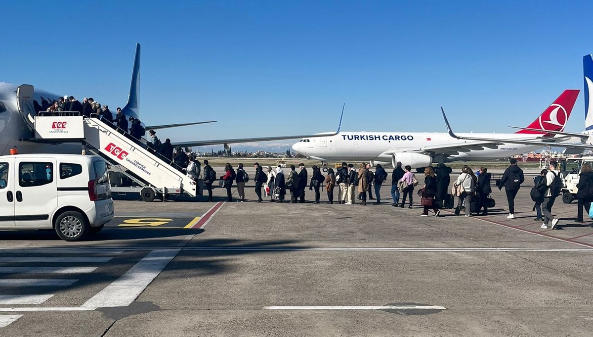 THY deprem bölgesinden 296 bin 819 kişiyi tahliye etti