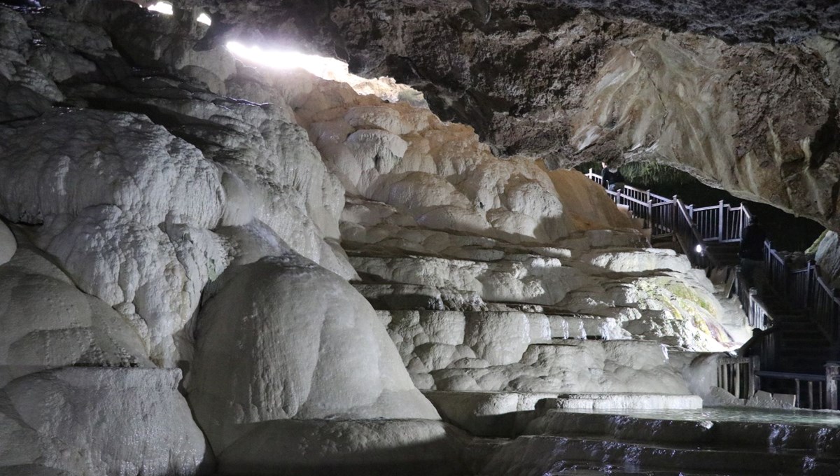 Denizli mağaraları turizme katkı sağlıyor
