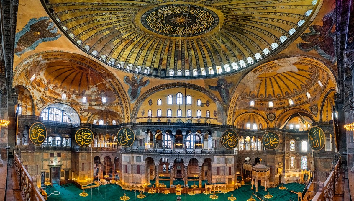 Ayasofya Camii'nin detayları fotoğraf karelerine yansıdı