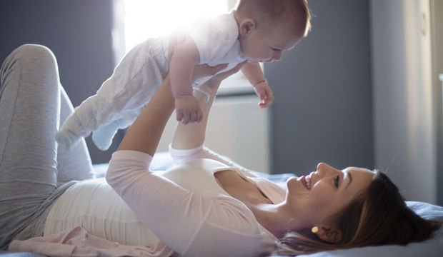 Bebeğinizin güçlenmesine yardımcı olacak 4 egzersiz